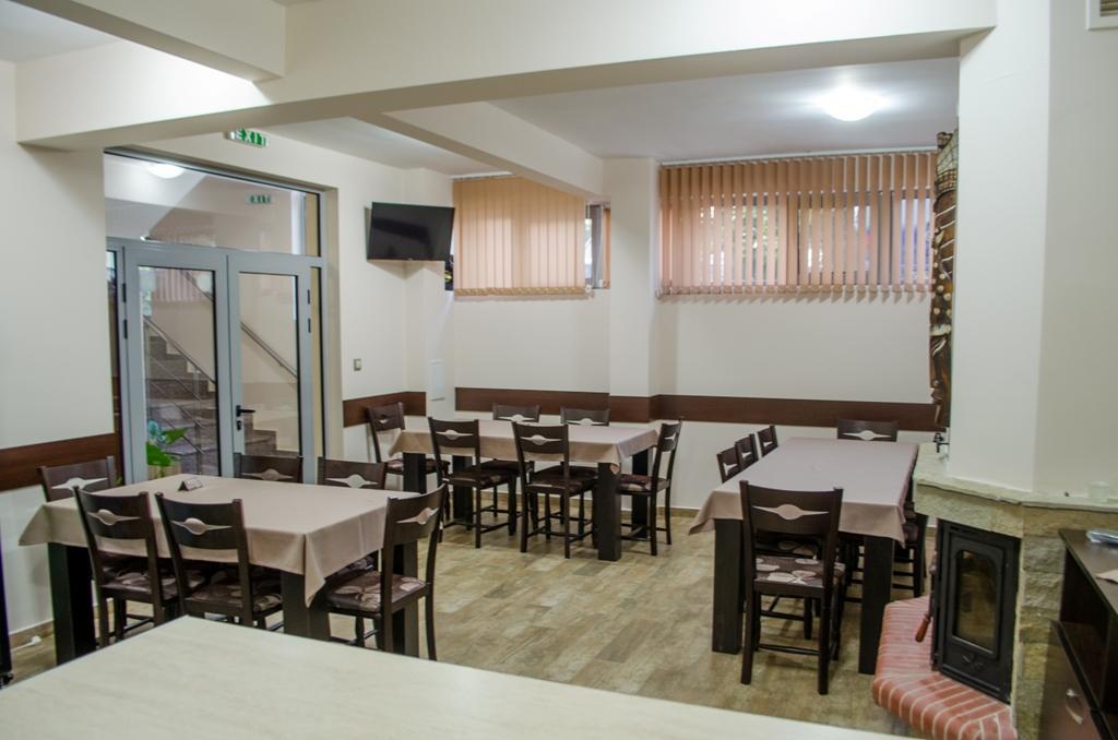 Guest House Dinevi Sapareva Banya Bagian luar foto